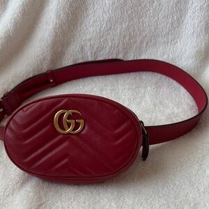 Gucci Red Quilted Leather Belt Bag with Gold Double G in Excellent condition.